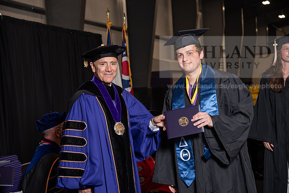 164SpGradBachelorScienceBusiness0524TR_DSC_5441