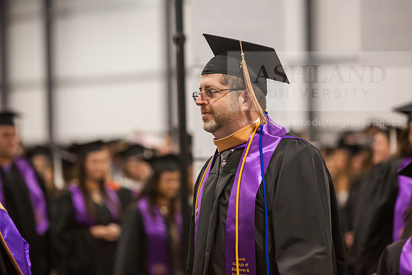 004SpGradProcessional0525JH6Q8B8078