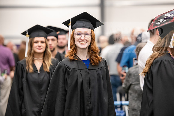 154SpGradProcessional0524AWB_8581