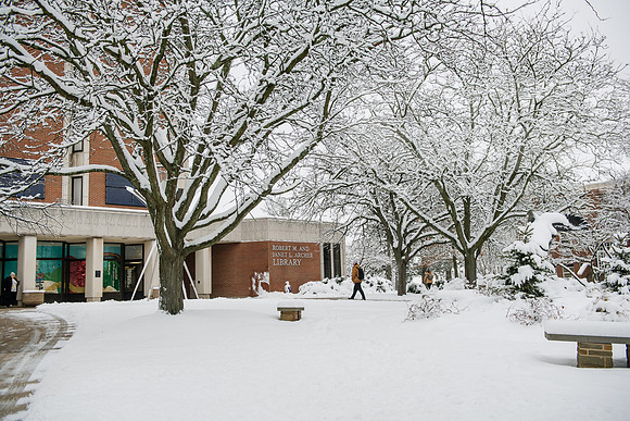 WinterCampusLife0123ALW_2951