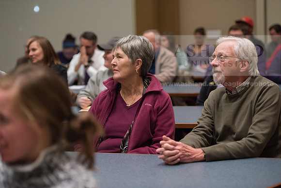 Ashland Center for Nonviolence - War in the Bible Panel Discussi