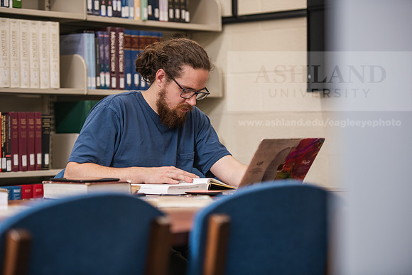TheologicalSeminaryMasterDivinity0425AWB_8856