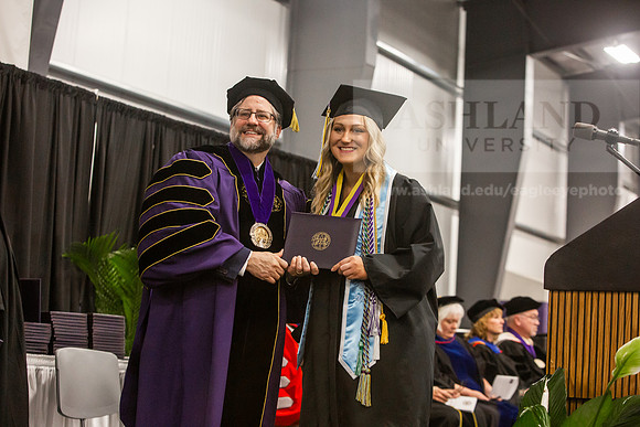 076SpGradBachelorSciEducation0525JH6Q8B9592