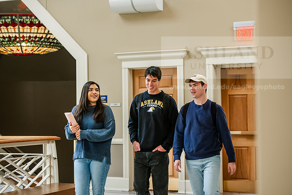 AdmissionsLatinoHispanicMarketing0125AWB_9787