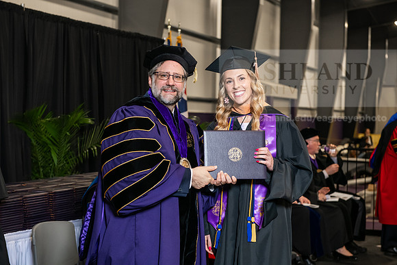 145SpGradMasterBusinessAdmin0525AWB_3158