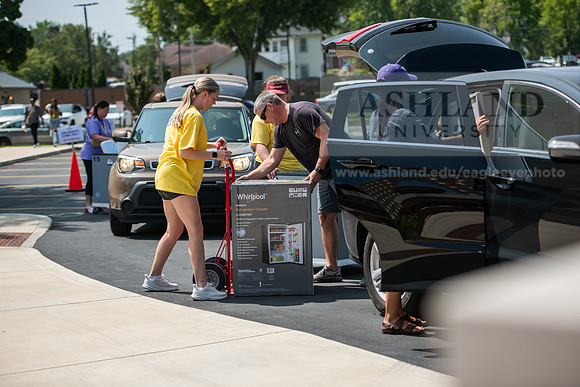 MoveInDay0824AWB_0432