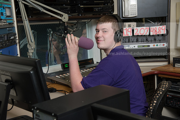 WRDLRadio0916ALW_8218