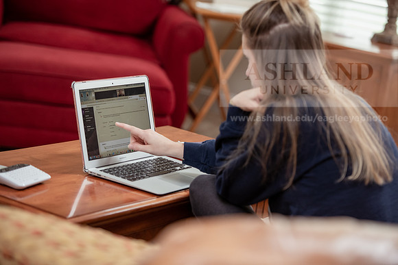 OnlineEducation0420ALW_1014