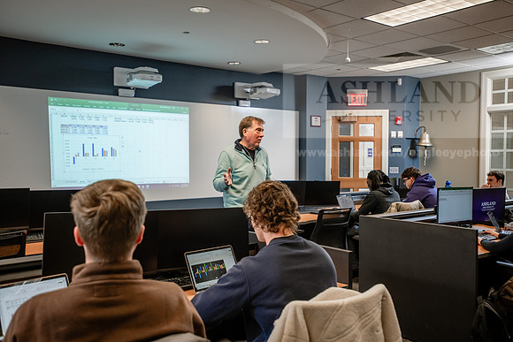 EagleInvestmentClass0225AWB_6022