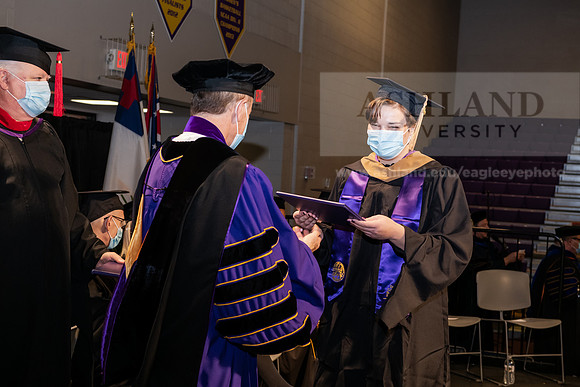 147MasterBusinessWiGrad1221ALW_6784