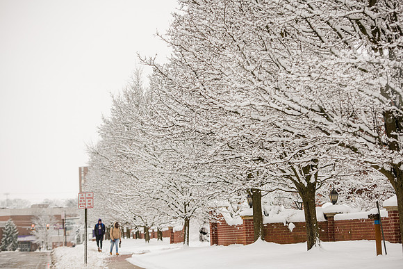 WinterCampusLife0123ALW_3423