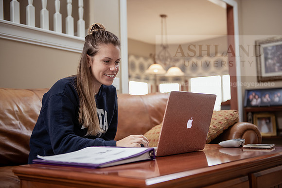 OnlineEducation0420ALW_1090