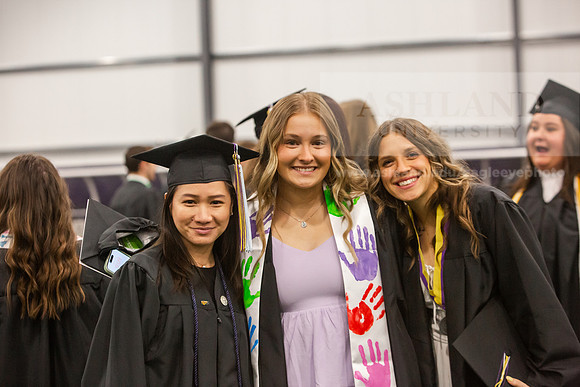 014SpGradPreCeremony0525JH6Q8B7912