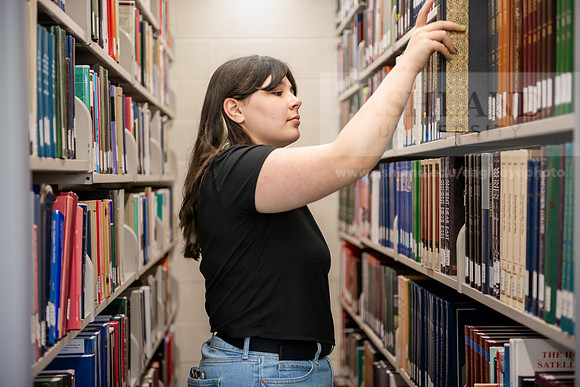 SeminaryLibrary0524AWB_0926