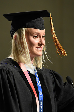 210WiGradCeremony1221MP7_0523