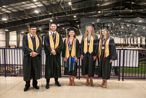 SPGraduationPlatform0525AWB_2201