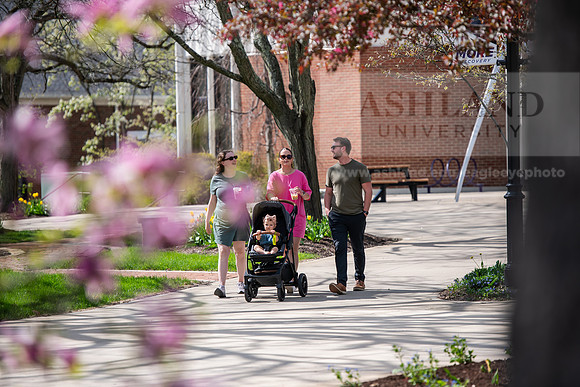 088SpringCampusLife0425AWB_9969