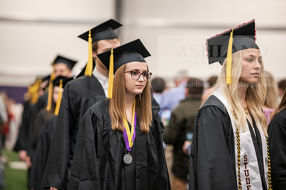 200SpGradProcessional0525AWB_2443