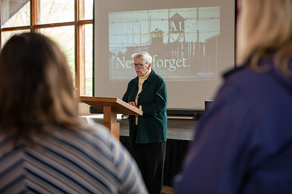 HolocaustRemembranceDay0423ALW_5716