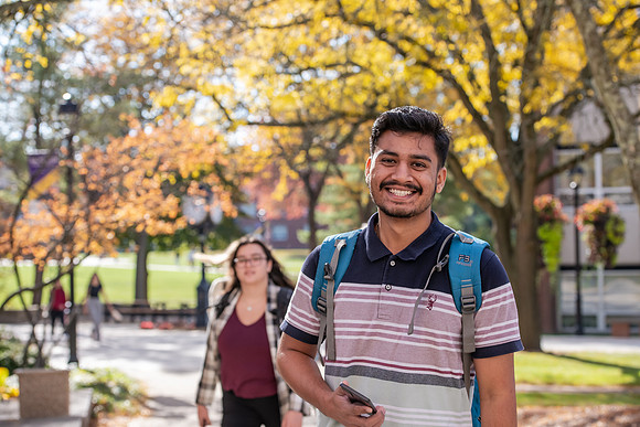 FallCampusLife1024AWB_5510