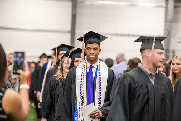 270SpGradProcessional0525AWB_2494