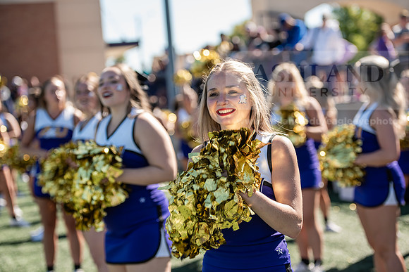 HOCOAUvOHDomFootballGame1024ALW_8774