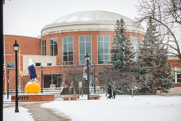 StudentsReturnWinterCampus0125AWB_6979