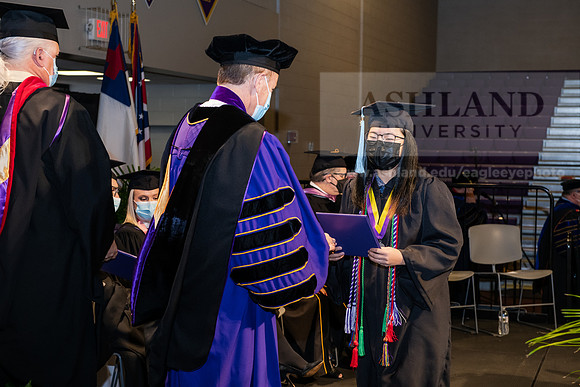 020BachelorEducationWiGrad1221ALW_7026