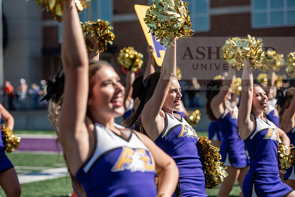 HOCOAUvOHDomFootballGame1024ALW_8795