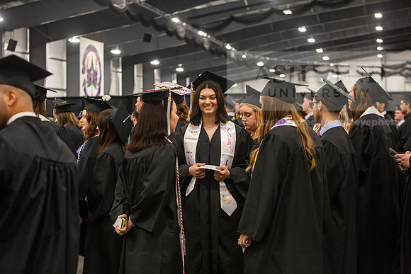 099SpGradPreCeremony0525JH6Q8B8060