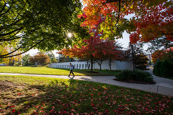 FallCampusLife1024AWB_5066