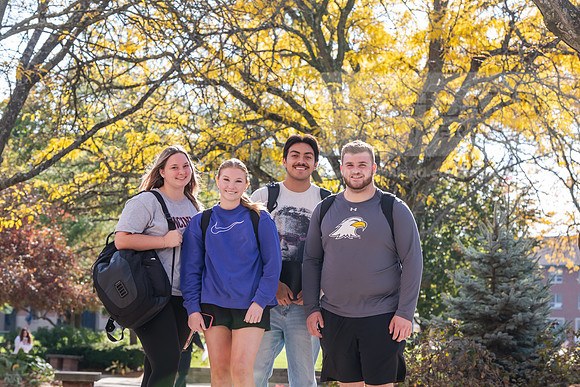 FallCampusLife1024AWB_5417