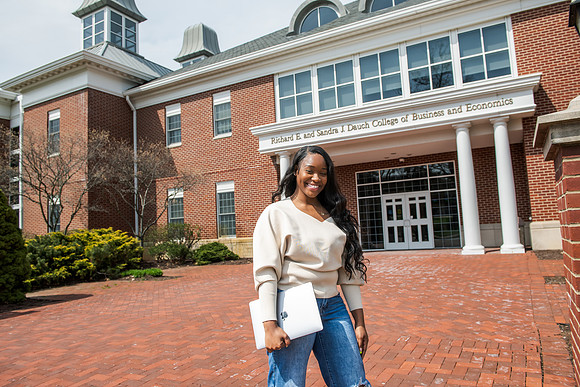 MBAAmyaBrown0425AWB_5473