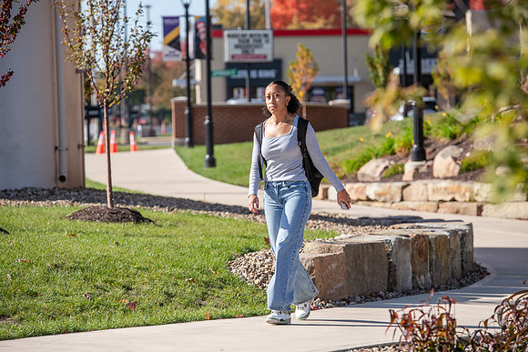FallCampusLife1024AWB_5695