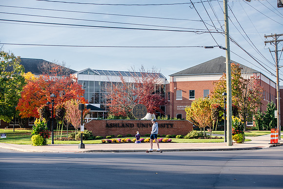 FallCampusLife1024AWB_4988