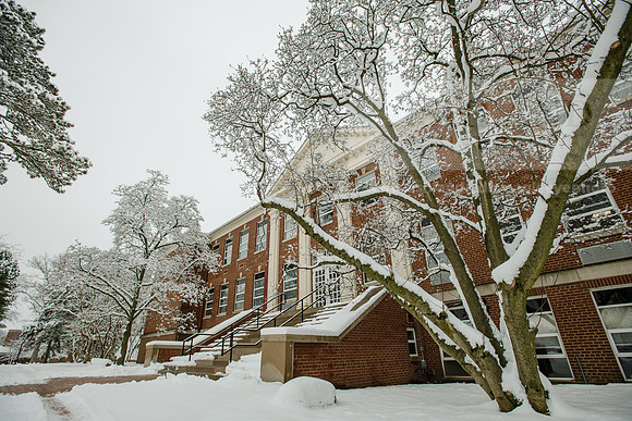 WinterCampusLife0123ALW_3093