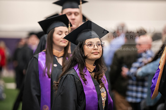 108SpGradProcessional0525AWB_2387