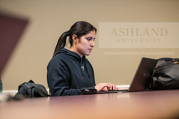 MBADigitalMarketing0324AWB_8292