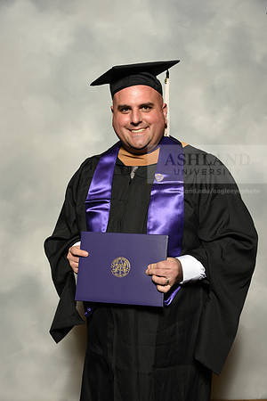 142MasterBusinessWiGrad1221MP7_0748