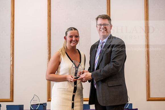 048LeadershipServiceAwards0425AWB_7638