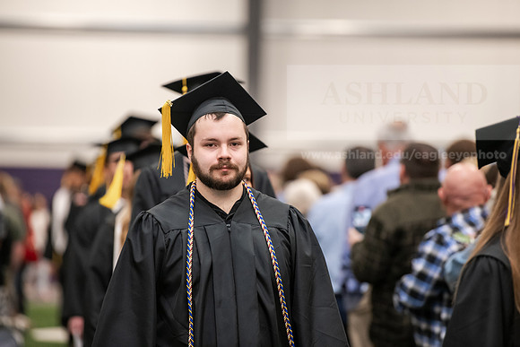 209SpGradProcessional0525AWB_2447