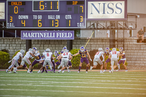 AUvIUPFootball0924AWB_3676