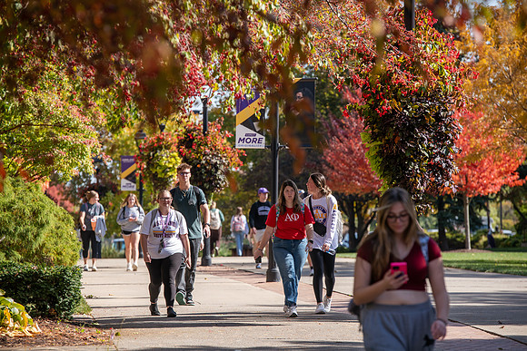 FallCampusLife1024AWB_5763
