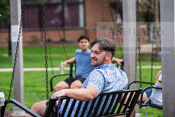 153SpringCampusLife0425AWB_0219