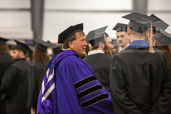 092SpGradPreCeremony0525JH6Q8B8047