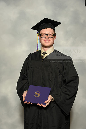 028BachelorEducationWiGrad1221MP7_0981
