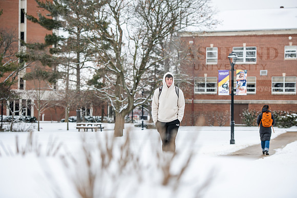 StudentsReturnWinterCampus0125AWB_6397