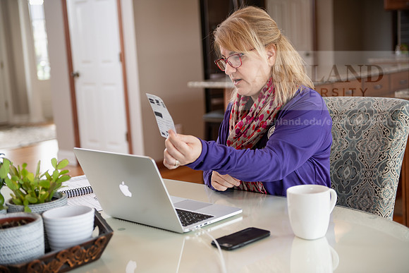 OnlineEducation0420ALW_0574