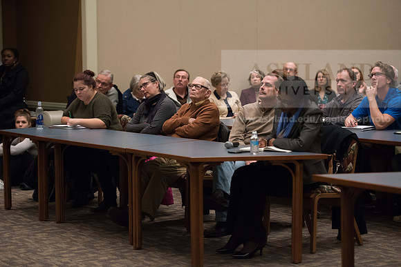 Ashland Center for Nonviolence - War in the Bible Panel Discussi