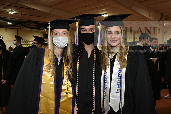 053WiGradPreCeremony1221MP7_0082